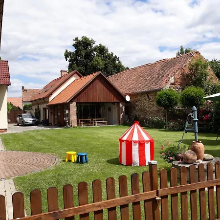 Studio Pro 2 Osoby Se Samostatnym Vstupem Kutna Hora Exterior photo